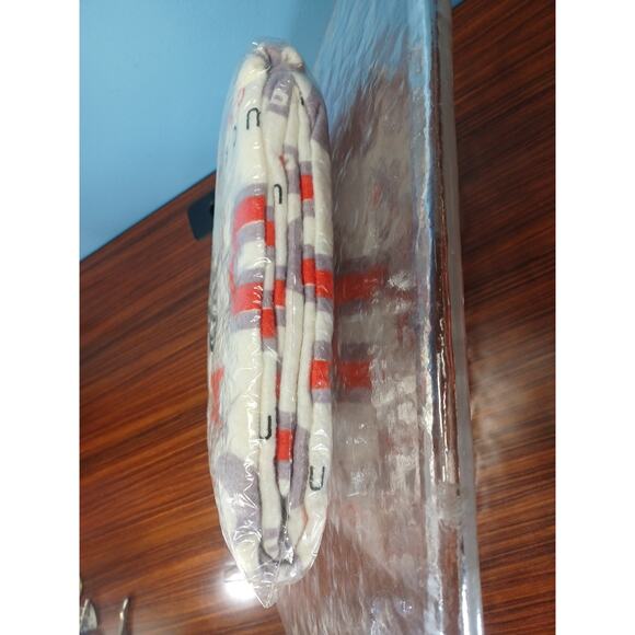 Vintage Ohio State Buckeyes 45×66 Throw/Blanket Sealed USA Football Sports Fun - Picture 6 of 9